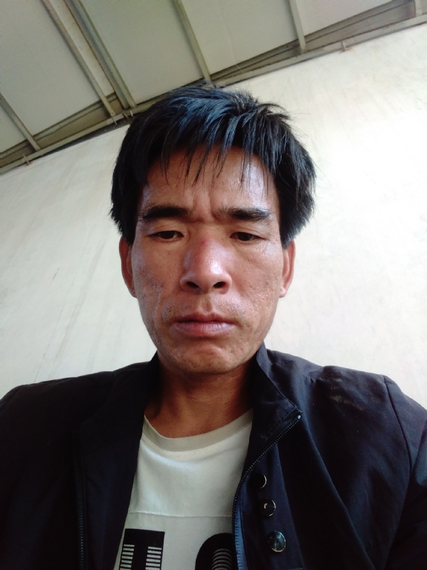 项斌的第一张照片--苏州相亲服务中心