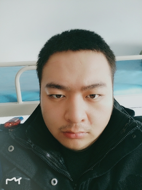 负重前行的第一张照片--苏州相亲服务中心