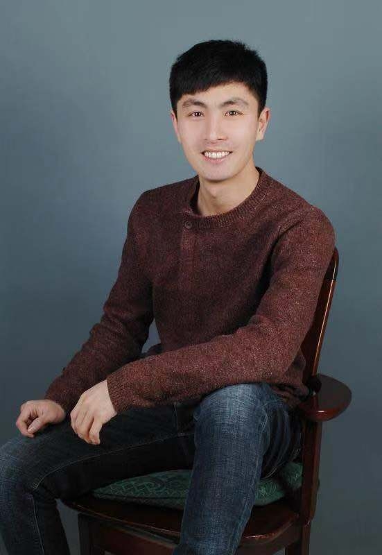王泽的第二张照片--苏州相亲服务中心