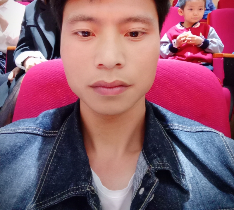 奋斗青年的第一张照片--苏州相亲服务中心