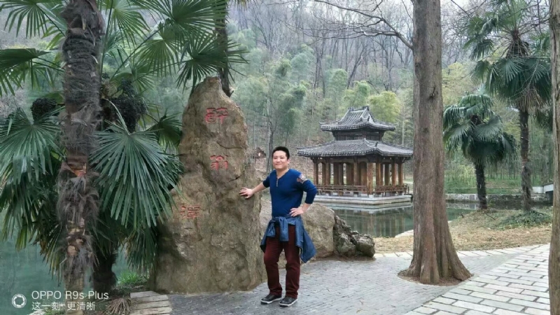 烦事用点心的第一张照片--苏州相亲服务中心