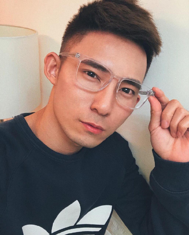 小伟的第一张照片--苏州相亲服务中心