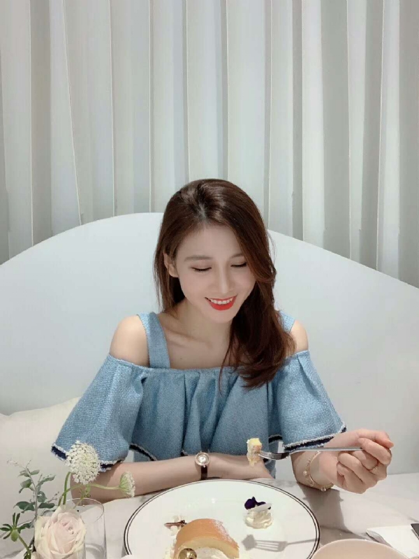 Emily的第三张照片--苏州相亲服务中心