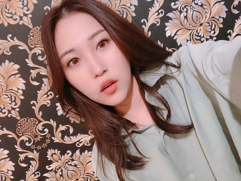 張婕兒的第一张照片--苏州相亲服务中心