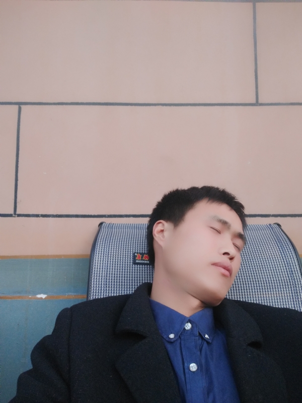 有钱爱情才能长久的第一张照片--苏州相亲服务中心