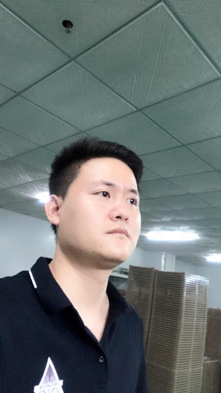 伟的第一张照片--苏州相亲服务中心