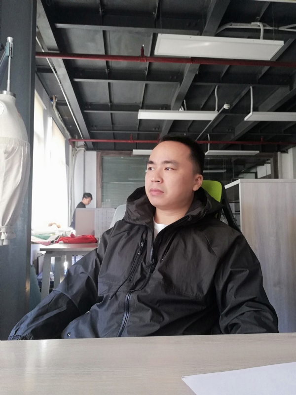 左眼皮跳跳的第一张照片--苏州相亲服务中心