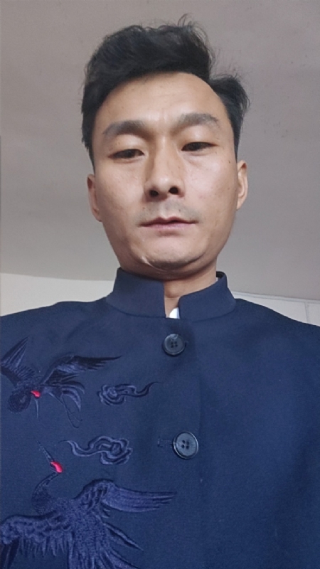 逆袭的小老鼠～龙long的第一张照片--苏州相亲服务中心