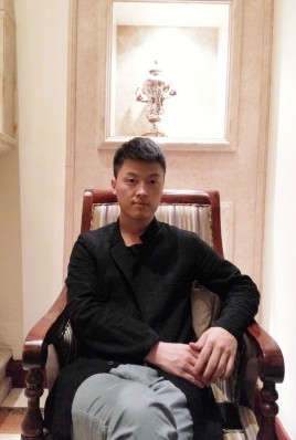 制片人杨亚林的第一张照片--苏州相亲服务中心