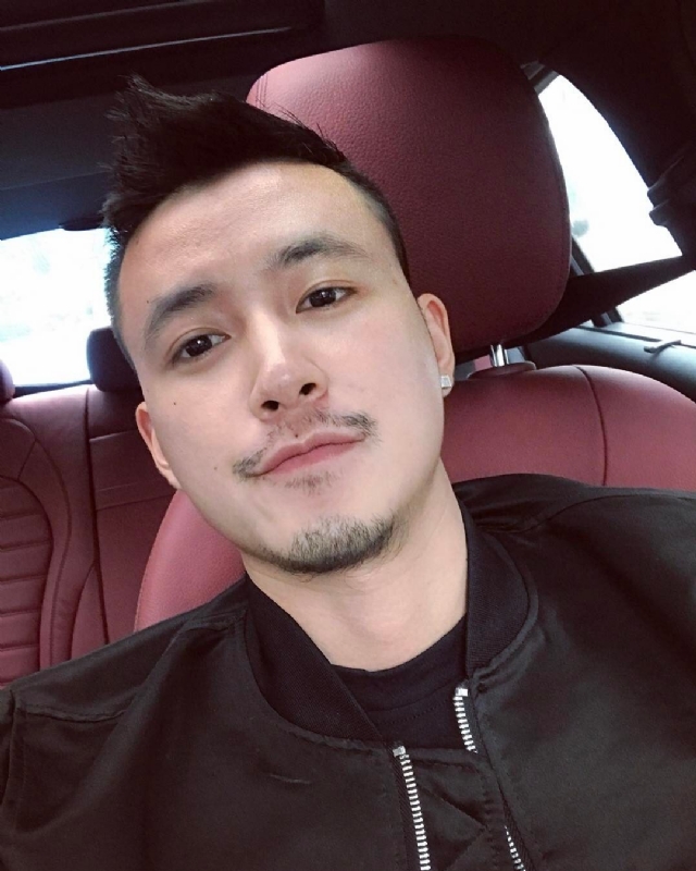 隆刘的第二张照片--苏州相亲服务中心
