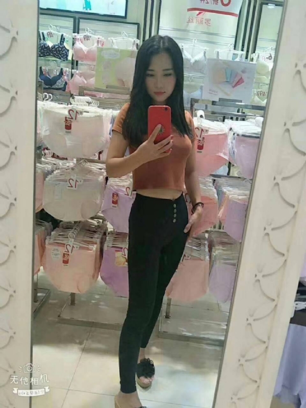小可爱的第一张照片--苏州相亲服务中心