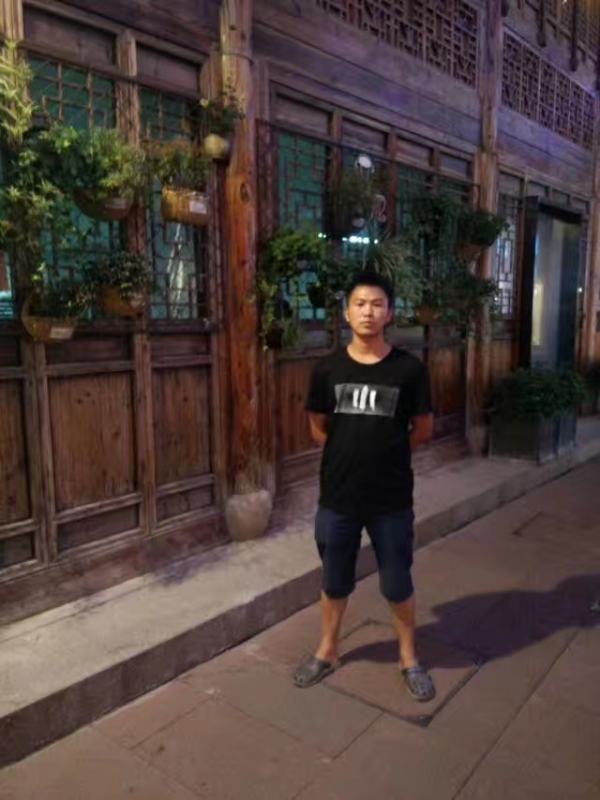 回忆的第一张照片--苏州相亲服务中心