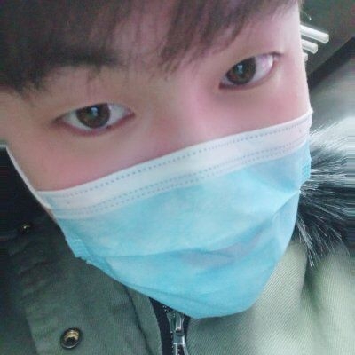 大学生的第一张照片--苏州相亲服务中心