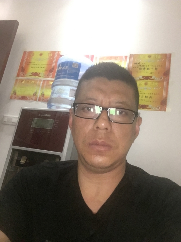 牵手的第一张照片--苏州相亲服务中心