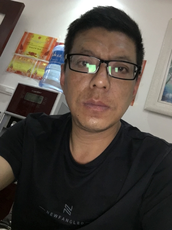 牵手的第三张照片--苏州相亲服务中心