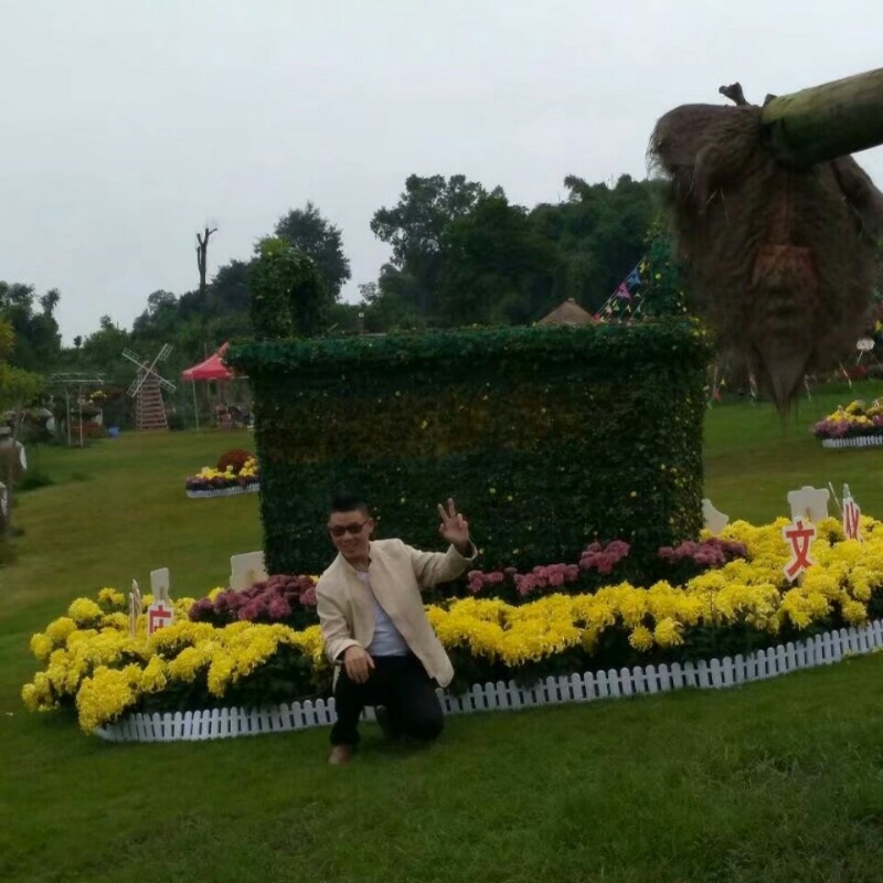春风里^O^任徜徉的第一张照片--苏州相亲服务中心