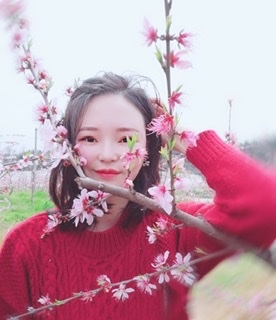 小桌子的第一张照片--苏州相亲服务中心