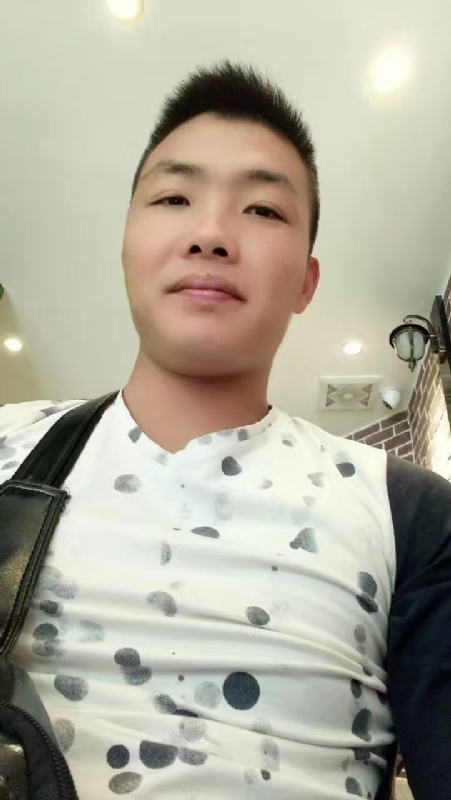 吃生蚝的小乖乖的第一张照片--苏州相亲服务中心