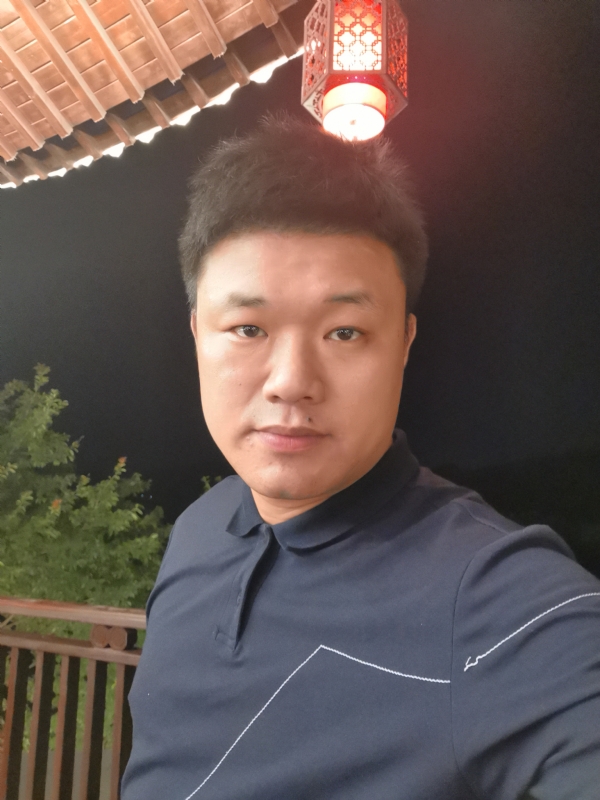 耿直boy的第一张照片--苏州相亲服务中心