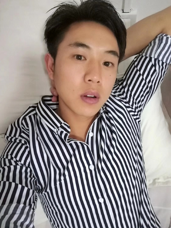 小雷的第二张照片--苏州相亲服务中心