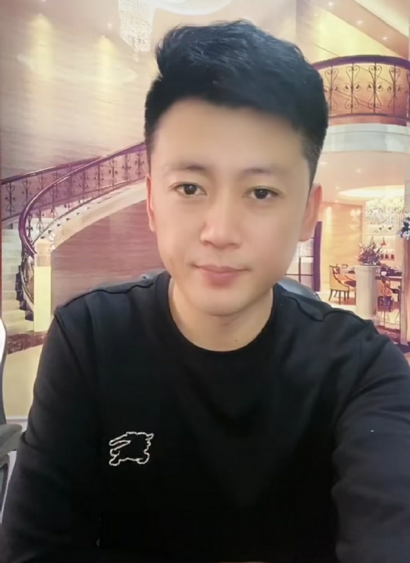 屋顶拾荒人的第三张照片--苏州相亲服务中心