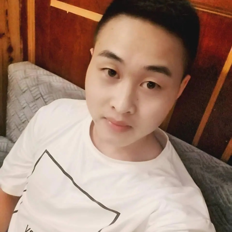 娃娃脸小爸爸的第一张照片--苏州相亲服务中心
