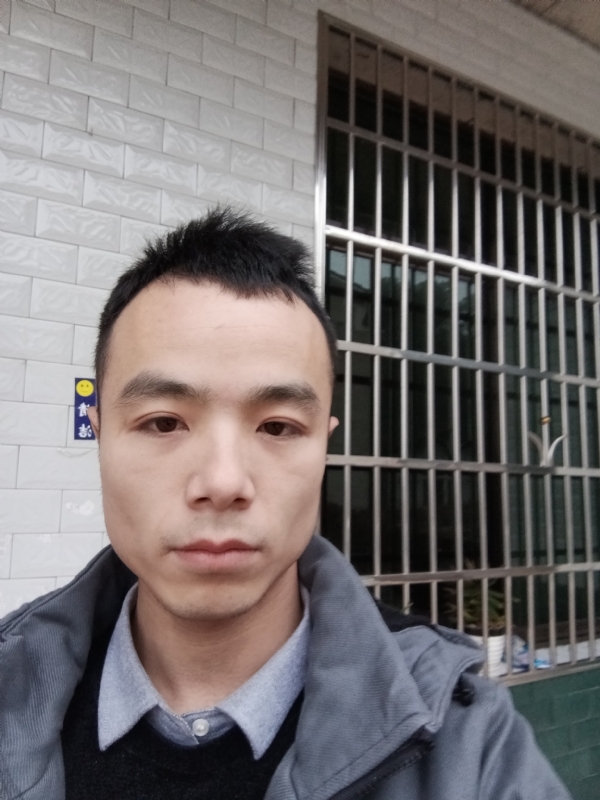 笑得那么开心的第一张照片--苏州相亲服务中心