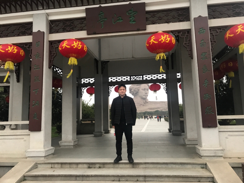 风继续吹的第一张照片--苏州相亲服务中心