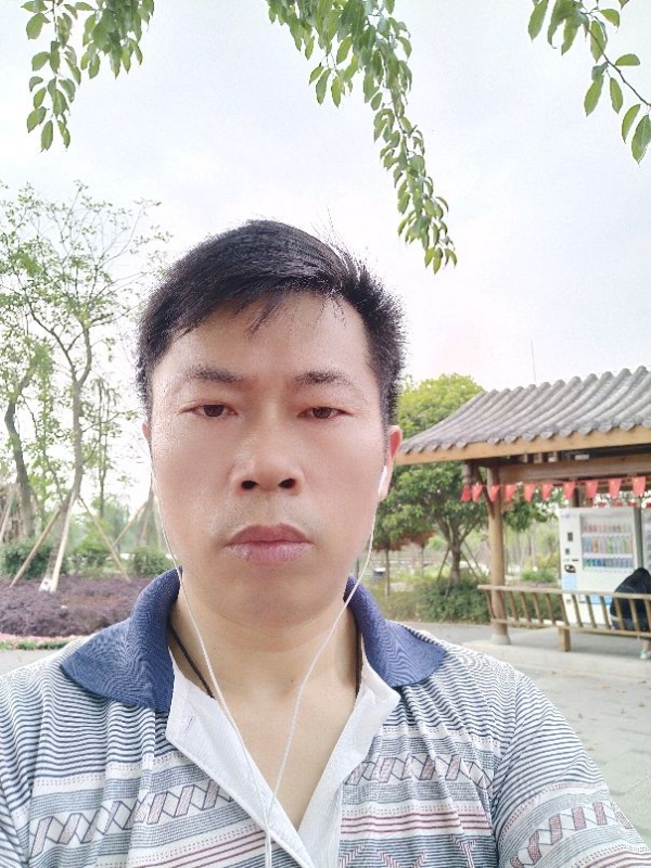 一个人的孤单的第一张照片--苏州相亲服务中心