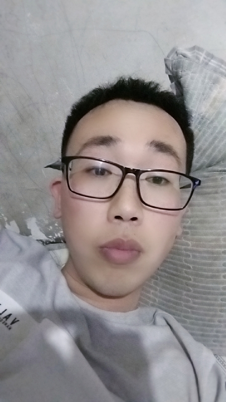 喜欢比我大的女人的第一张照片--苏州相亲服务中心