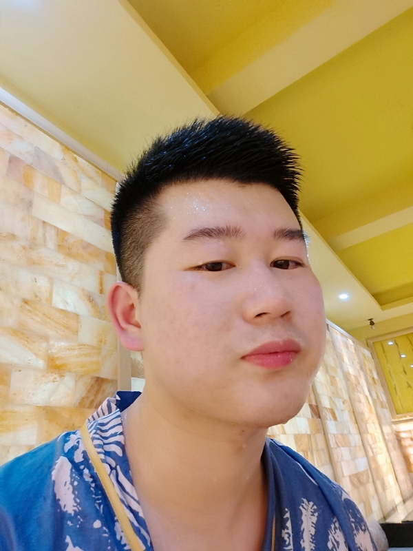 六月与阿十二的第一张照片--苏州相亲服务中心