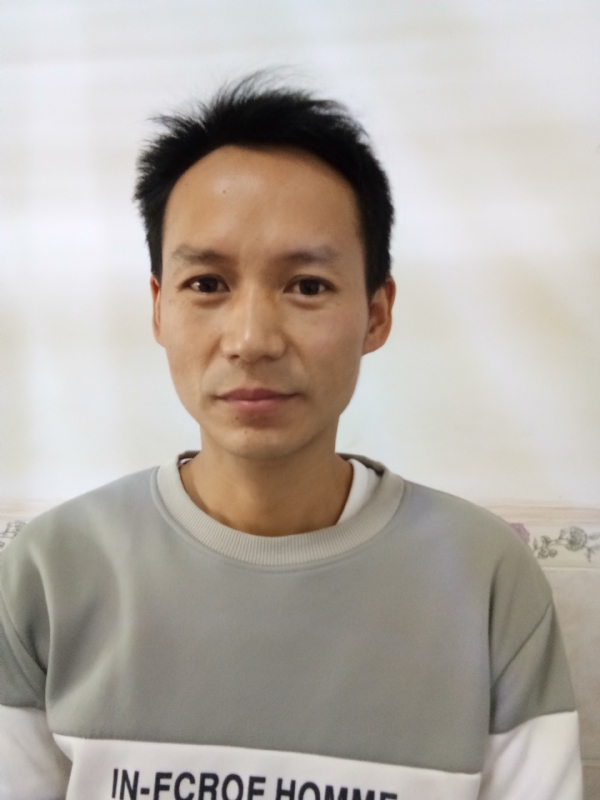 单亲爸爸的第一张照片--苏州相亲服务中心