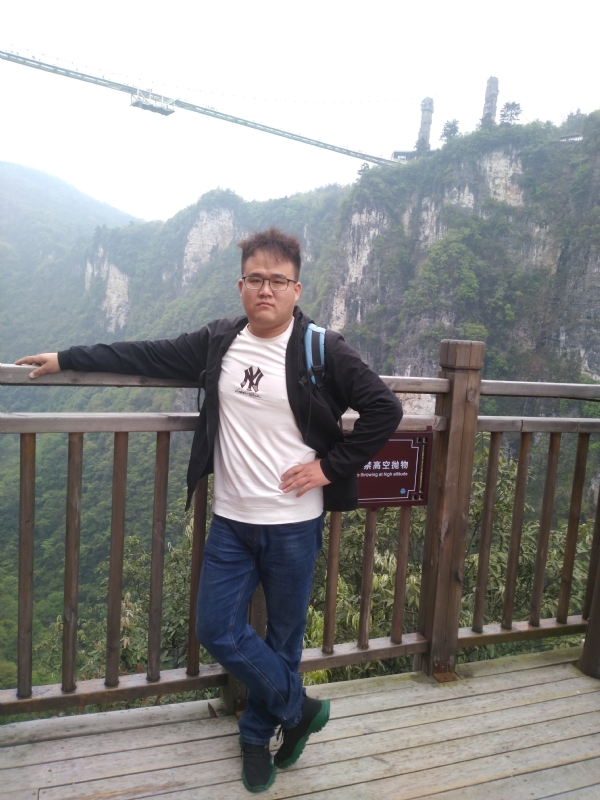 简单的第一张照片--苏州相亲服务中心