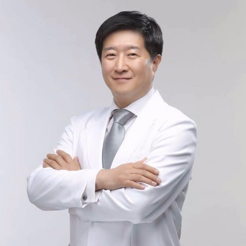 王伟的第四张照片--苏州相亲服务中心