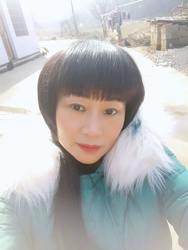 金鱼儿的第一张照片--苏州相亲服务中心
