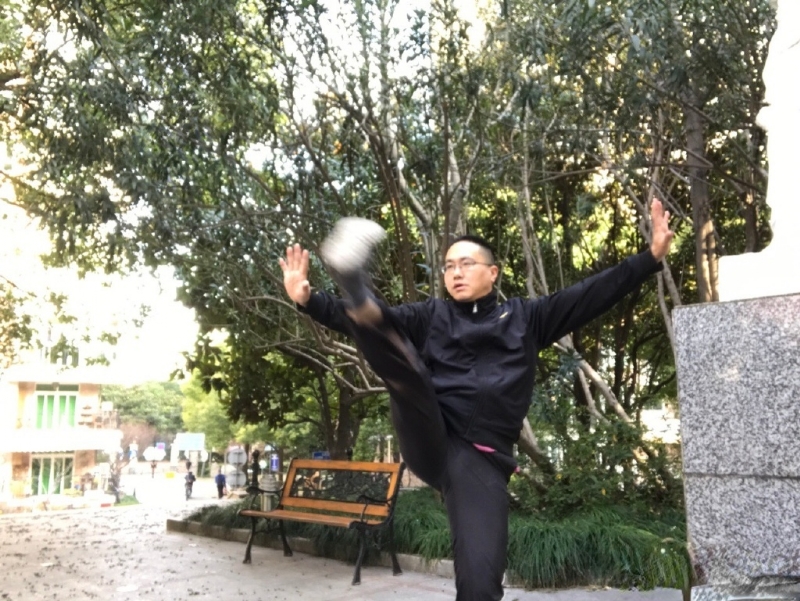自故深情好受伤的第三张照片--苏州相亲服务中心