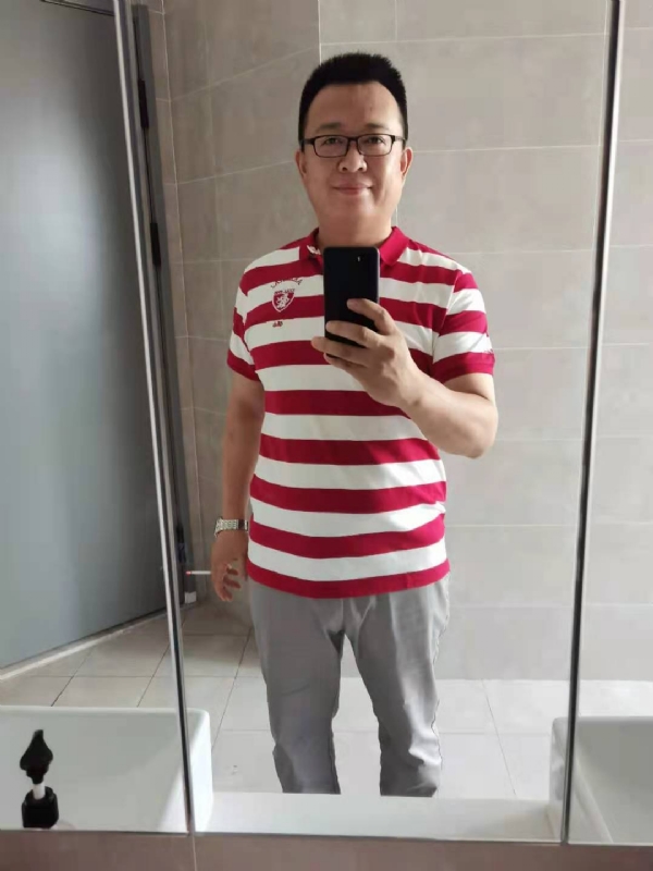行走的打桩机的第二张照片--苏州相亲服务中心