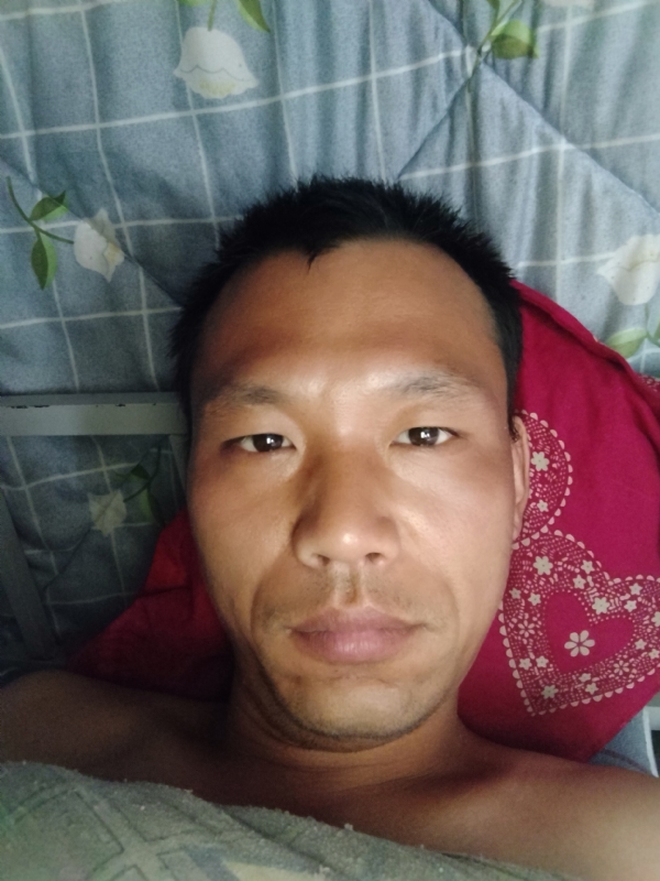 弘扬的第一张照片--苏州相亲服务中心