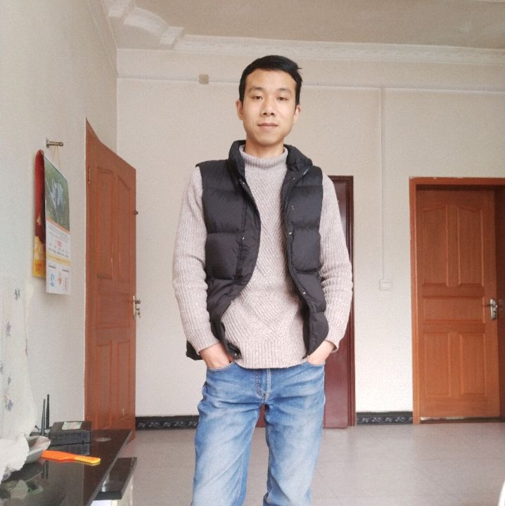 小伙子的第一张照片--苏州相亲服务中心