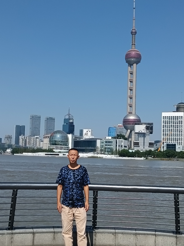 伪装浪漫的第一张照片--苏州相亲服务中心