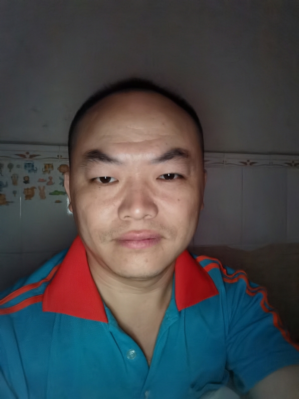 与子携老的第二张照片--苏州相亲服务中心