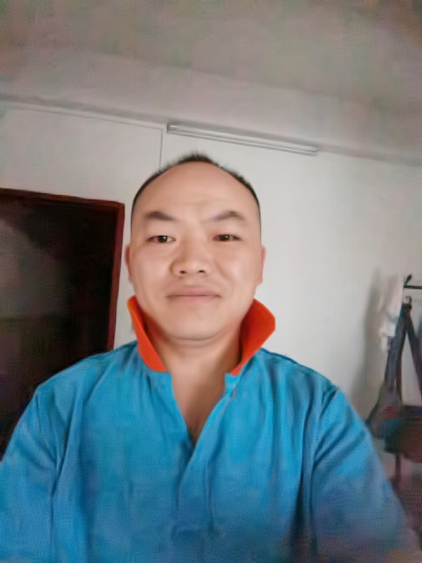 与子携老的第四张照片--苏州相亲服务中心
