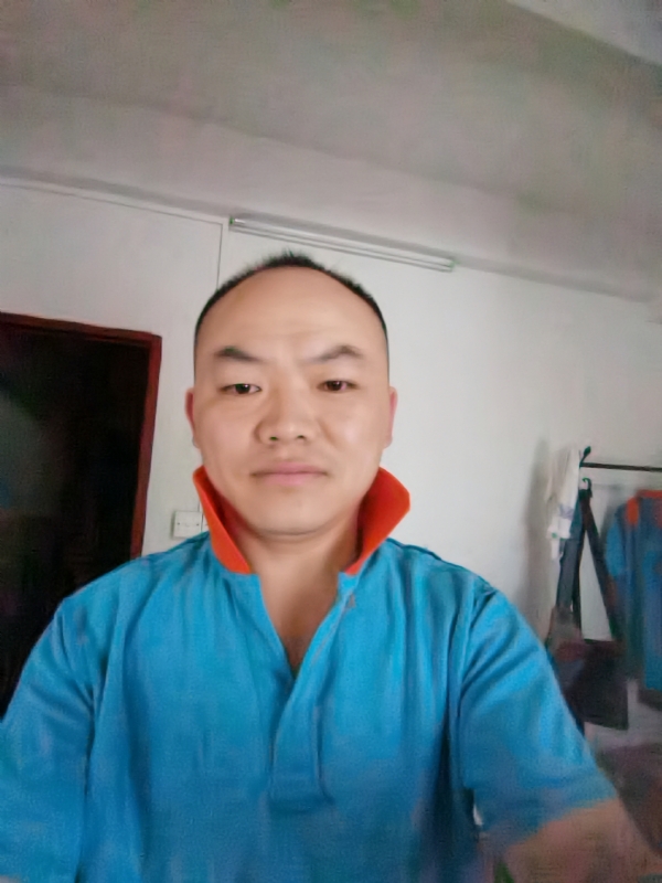与子携老的第五张照片--苏州相亲服务中心