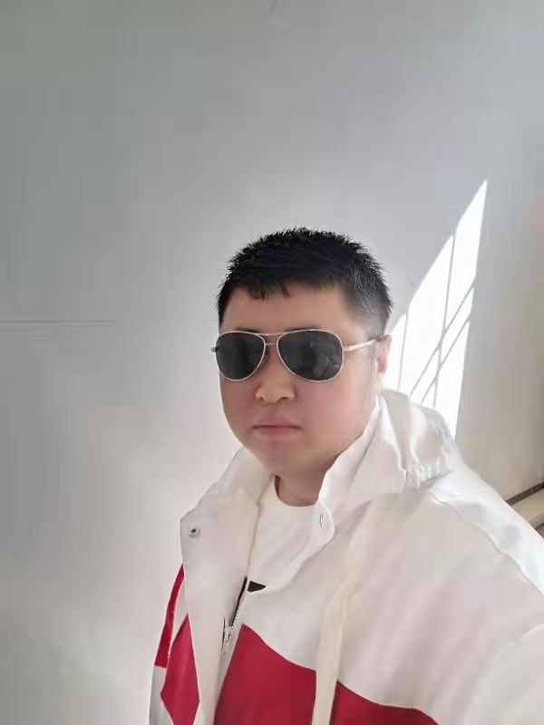 大漠叔叔的第一张照片--苏州相亲服务中心