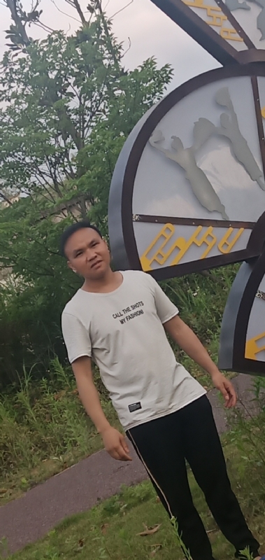愉快的阳光的第一张照片--苏州相亲服务中心