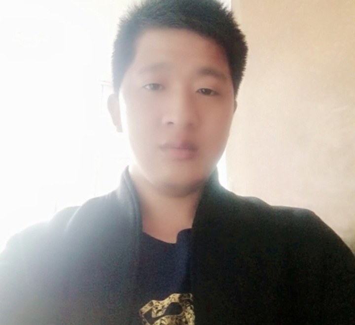 形影不离的第一张照片--苏州相亲服务中心