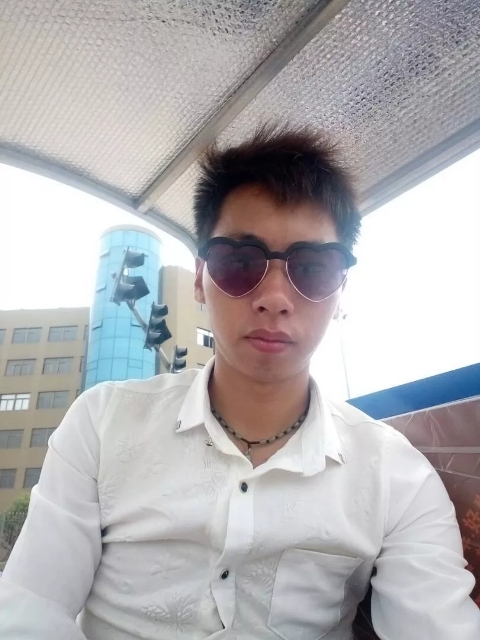 寻缘的第一张照片--苏州相亲服务中心