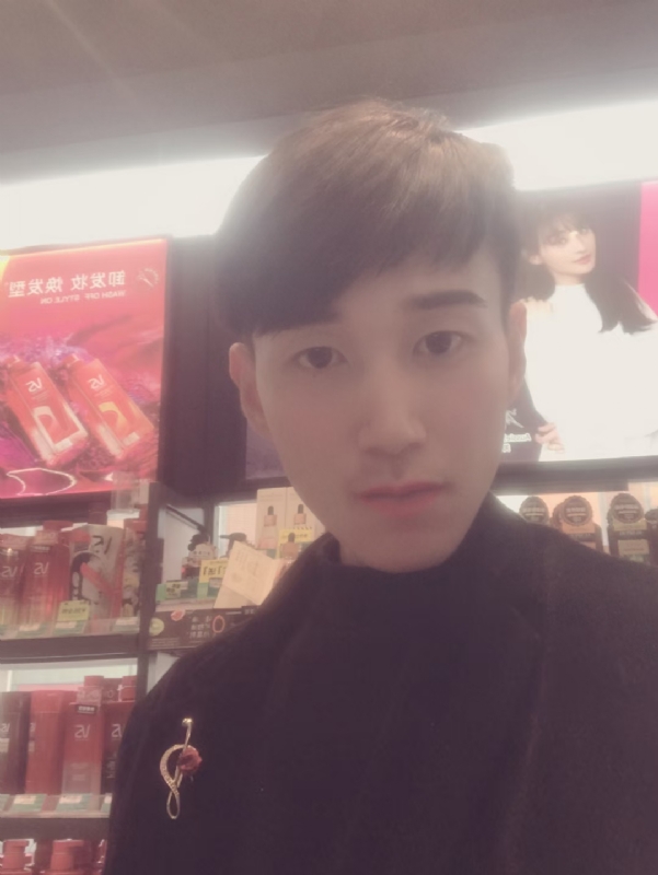 唯美的爱情故事的第一张照片--苏州相亲服务中心