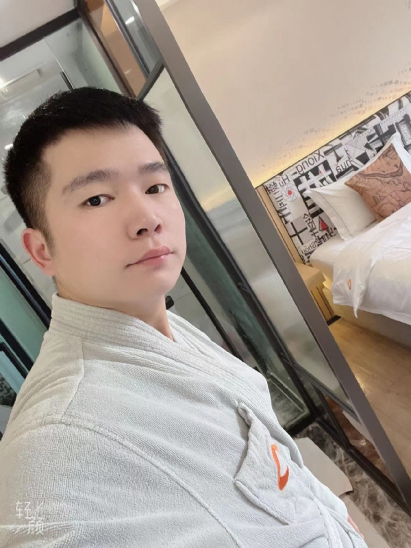 绿帽的第一张照片--苏州相亲服务中心