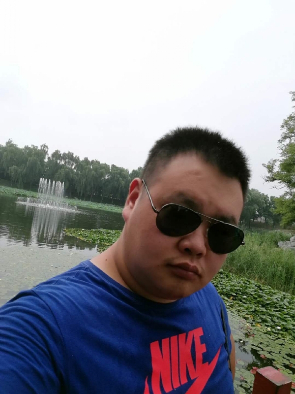 石头的第一张照片--苏州相亲服务中心